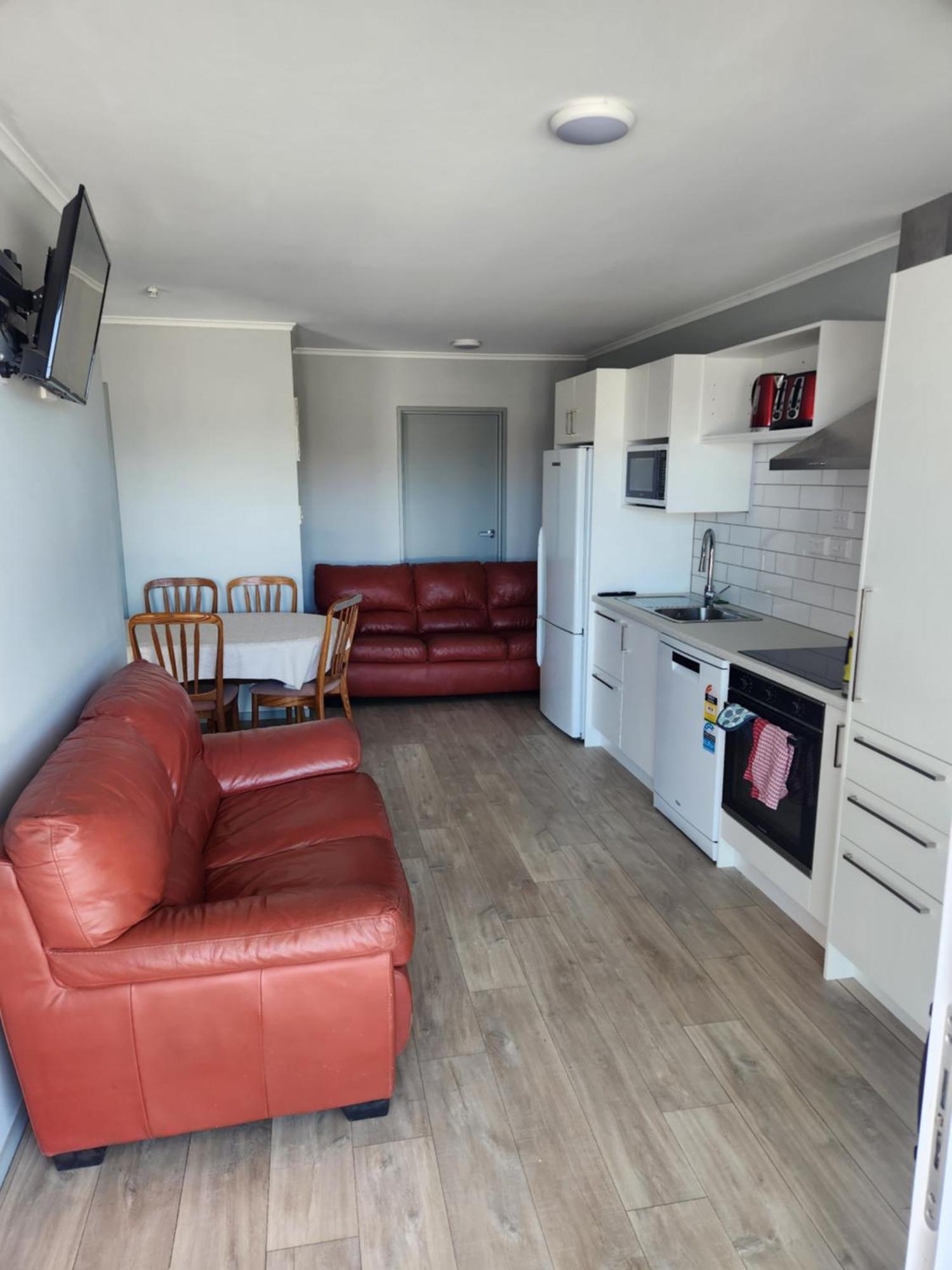 Raglan By The Sea - 2 Bedroom Apartment Екстер'єр фото